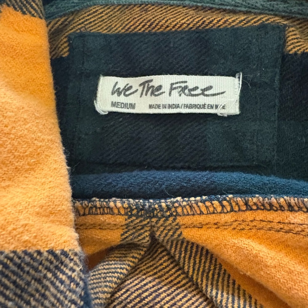 We the Free Izzie Cargo Shirt Plaid, size M. - Picture 5 of 5